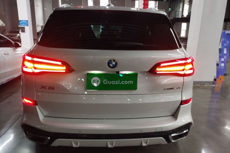 Used BMW X5 2022 xDrive 40Li Luxury Edition M Sport Package