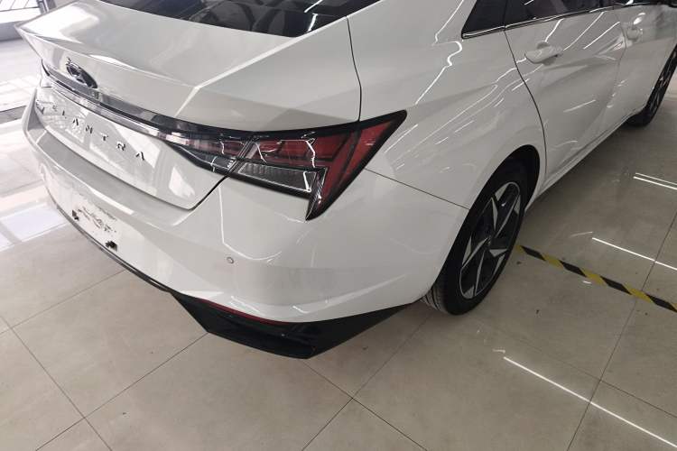 Used Hyundai Elantra 2022 1.5L CVT GLX Elite Edition Right Rear Taillight