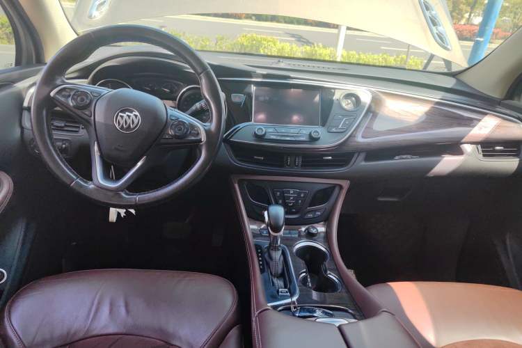 Used Buick Envision 2017 20T Two-Wheel Drive Luxury Model Center Console