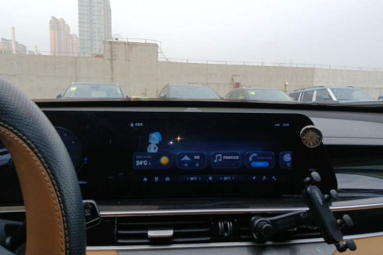 Used Chery Tiggo 8 PRO 2024 Champion Edition 390T Two-Wheel Drive Peak Version 5 Seats