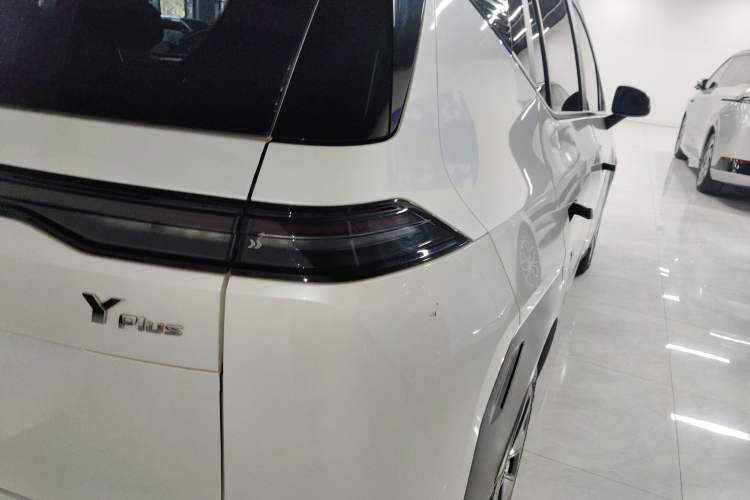 Used AION Y 2023 Plus 510 Enjoy Edition
