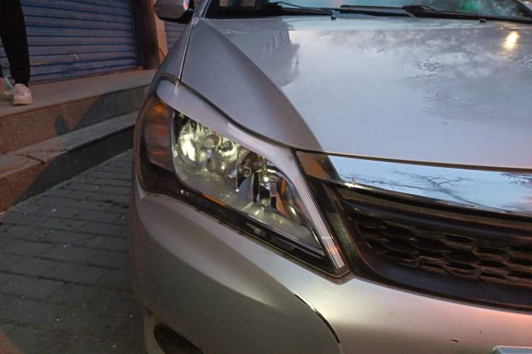 Used BYD F3 2015 Energy-Saving Edition 1.5L Manual Luxury Model
