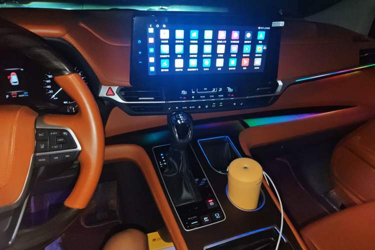 Used Toyota SIENNA 2023 2.5L Hybrid Comfort Edition Audio And AC Panel