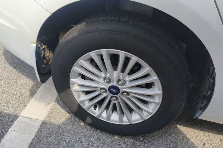 Used Ford Escort 2015 1.5L Automatic Comfort Edition