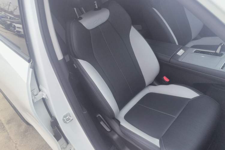 Used Geely Auto FX11 2024 1.5TD DCT Dragon Edition
