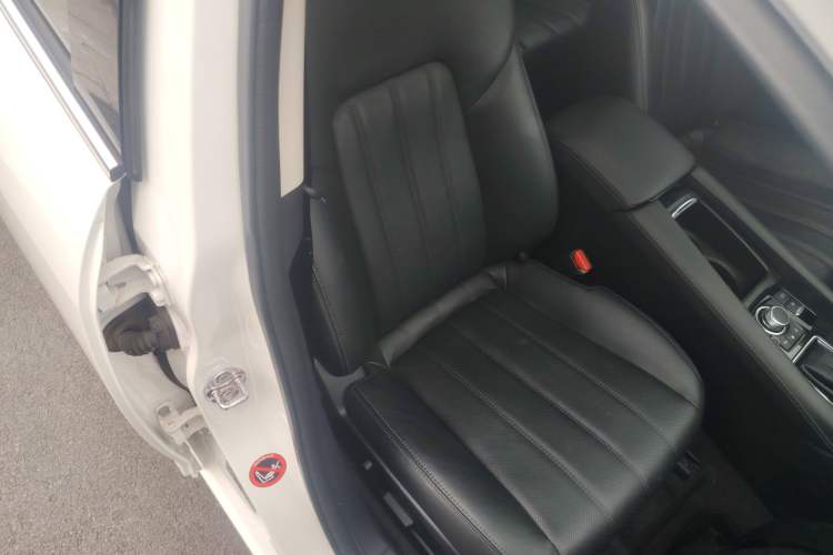 Used Mazda Atenza 2020 2.5L Skyline Sport Edition Right Front Seat