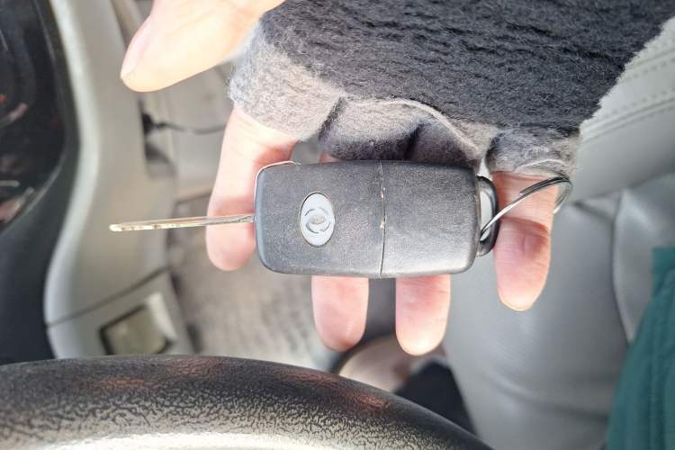 Used FORTHING Lingzhi 2015 M3 1.6L 7-Seater Comfort Model