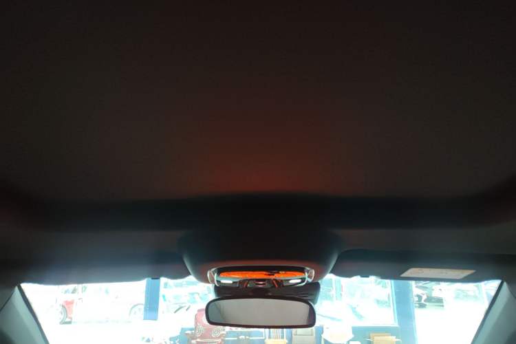 Used Chery Fengyun T8 2025 1.5T 130km Deluxe Version 5 Seats Headliner