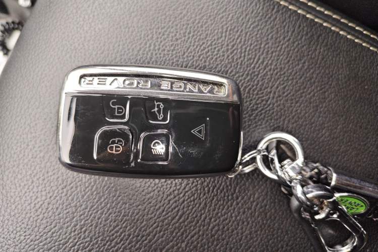 Used Land Rover Range Evoque 2014 2.0T 5-Door Ignite Edition
