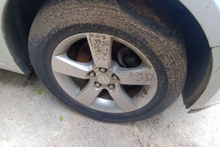 Used Chevrolet Cruze 2013 1.6L SL Grand Edition Automatic Right Front Wheel Hub