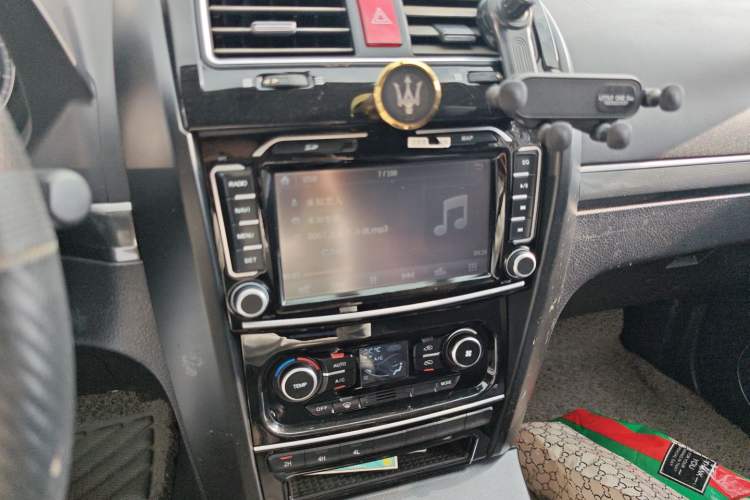 Used Haval H5 Classic 2013 Zhizun Edition 2.0T Manual 4x4 Progressive Model
