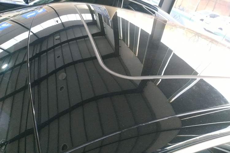 Used Hongqi H5 2024 2.0T Automatic Smart Connect Flagship Edition Roof