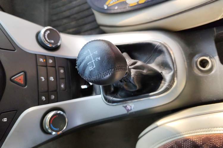 Used Chevrolet Cruze 2011 1.6L SE MT Transformers Edition
