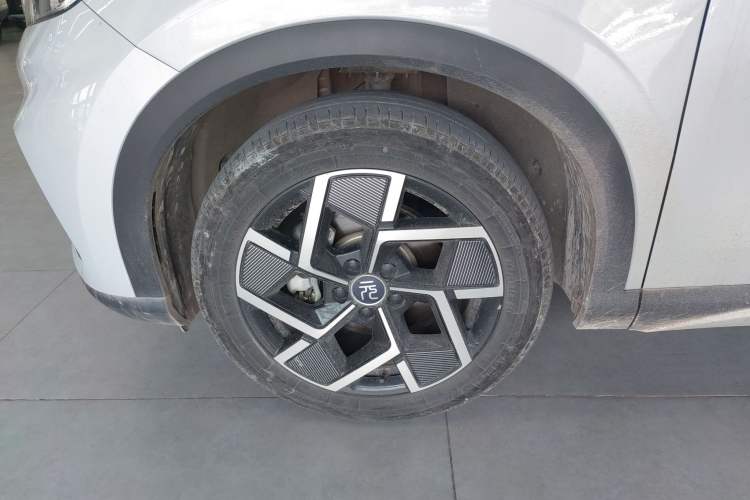 Used BYD Yuan PLUS 2023 Champion Edition 510KM Superior Model Exterior 4