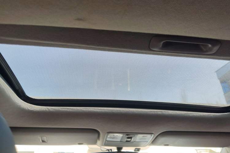 Used Hyundai Verna Ray 2014 1.4L Automatic GLX Headliner