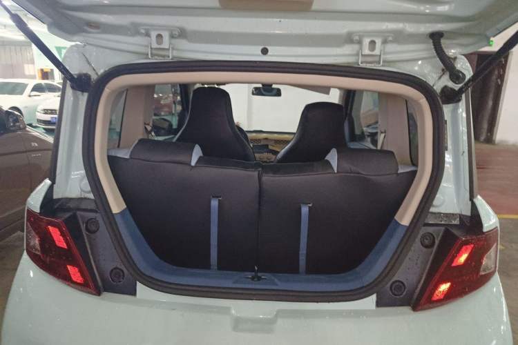 Used Dongfeng Fengon MINIEV 2022 Candy-Style Marshmallow Trunk