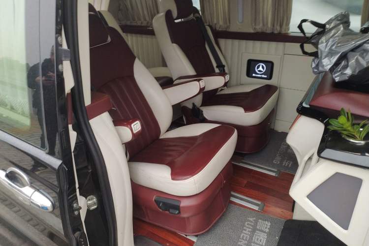 Used Mercedes-Benz Vito 2013 3.0L Business Edition