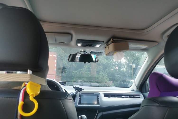 Used Honda Vezel 2015 1.8L CVT Four-Wheel Drive Flagship Model