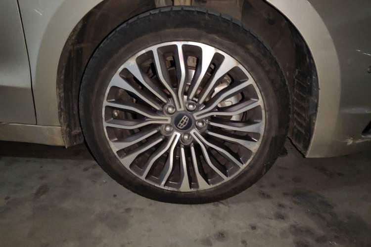 Used Geely Auto Emgrand GT 2017 1.8T Flagship Model