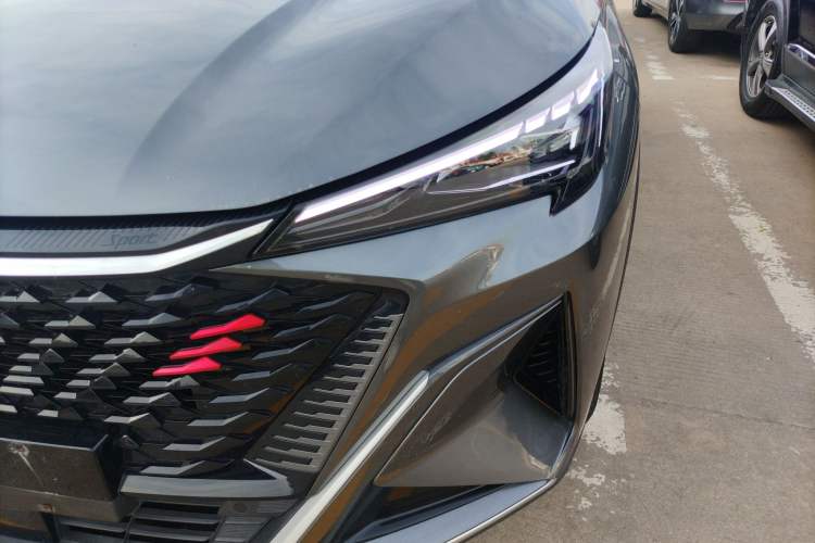 Used CHANGAN OSHAN X5 PLUS 2023 Revised Version 1.5T DCT Navigation Edition
