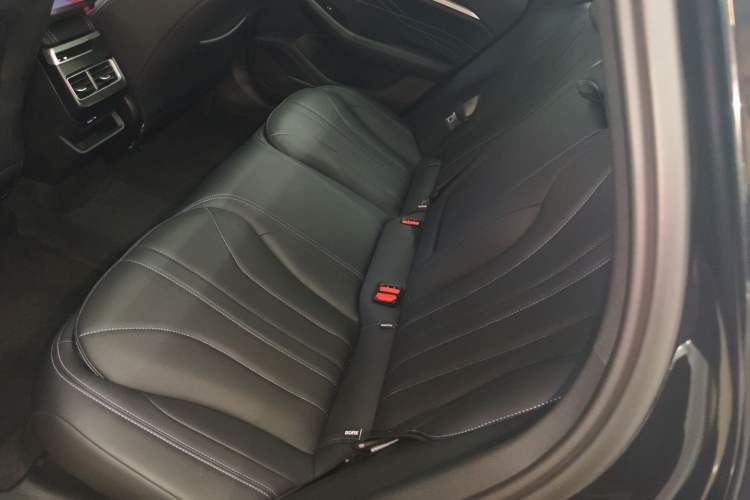 Used Geely Auto Preface 2025 Dongfang Yao 1.5TD Fuyao Edition Left Rear Seat