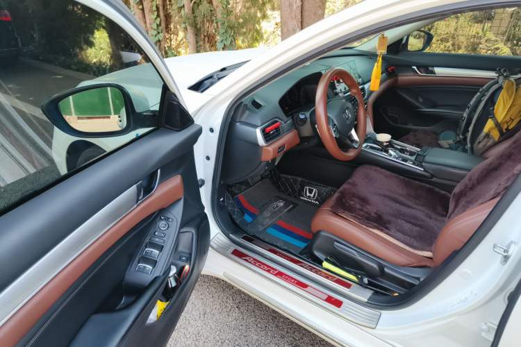 Used Honda Accord 2018 Rui·Hybrid 2.0L Rui Ku Edition China VI Driver Seat