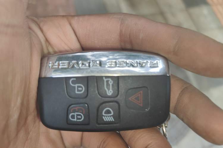 Used Land Rover Discovery 2013 3.0 SDV6 HSE Diesel Edition
