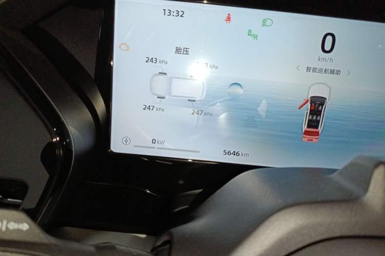 Used Geely Auto Monjaro L Intelligent Engine 2024 1.5T Tiangong Edition Odometer Close Up