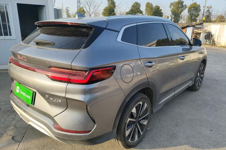 Used BYD Song PLUS New Energy 2025 EV 520km Luxury Version
