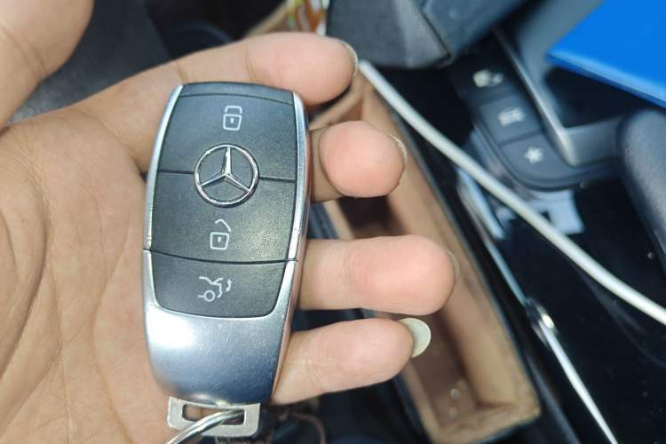 Used Mercedes-Benz A-Class 2021 A 200 L Sport Sedan Fashion Model
