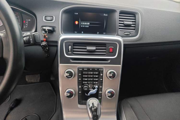 Used Volvo S60 2016 S60L T3 Smart Drive Edition
