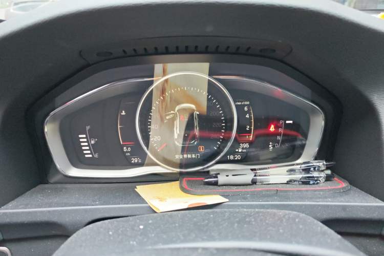 Used Volvo V60 2017 Cross Country T5 AWD China V Standard Instrument Cluster