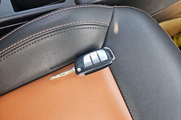 Used JAC Refine S3 2014 1.5L CVT Luxury Smart Model