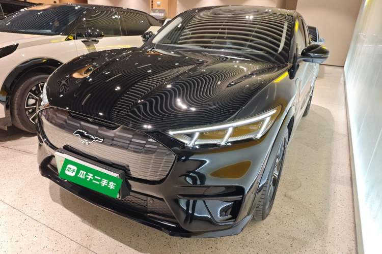 Used Ford Mustang Mach-E 2021 Chasing Wind All-Wheel-Drive Luxury Edition (Long-Range)