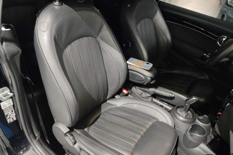 Used MINI 2023 Second Facelift 2.0T COOPER S CABRIO Artist
