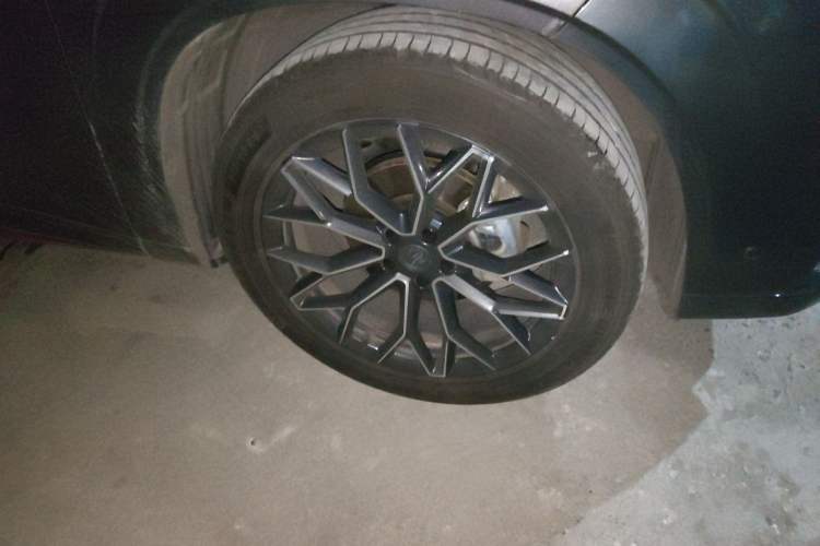 Used CHANGAN OSHAN Z6 2022 Blue Whale 1.5T DCT Smart Navigation Model
