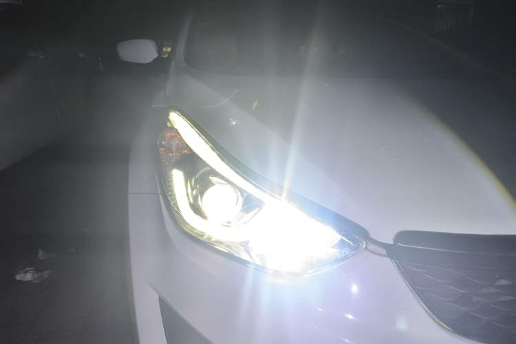 Used Hyundai Elantra (5th Generation / Langdong) 2016 1.6L Automatic Smart Version
