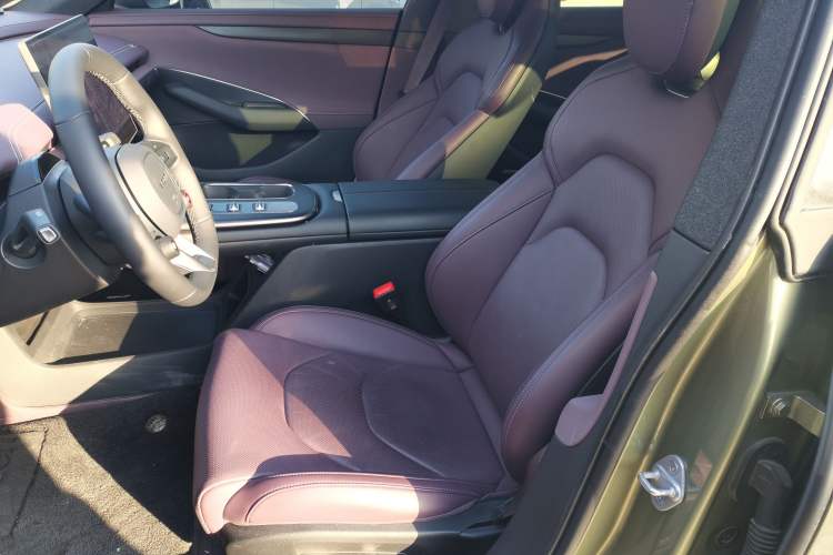 Used Xiaomi Auto SU7 2024 Rear-Drive Long-Range Intelligent Driving Version
