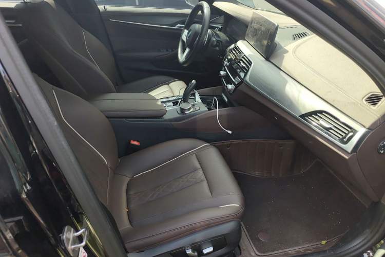 Used BMW 5 Series 2023 530Li Leading Model M Sport Package