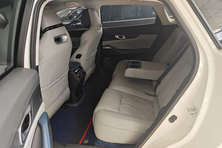 Used CHANGAN UNI-K iDD 2023 Smart Electric iDD 1.5T 135km Smart Leading Model
