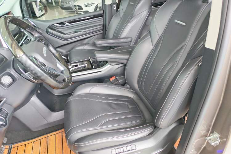 Used SAIC MAXUS G20 2020 2.0T Gasoline Automatic Luxury Executive Edition