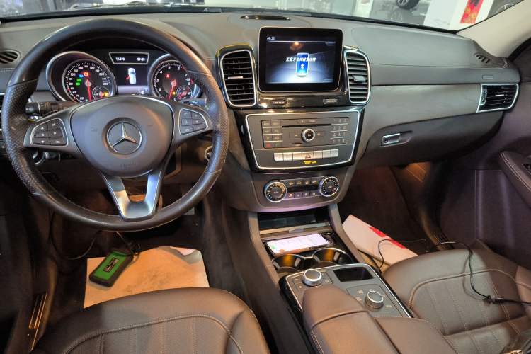 Used Mercedes-Benz GLE 2017 GLE 320 4MATIC Dynamic Model