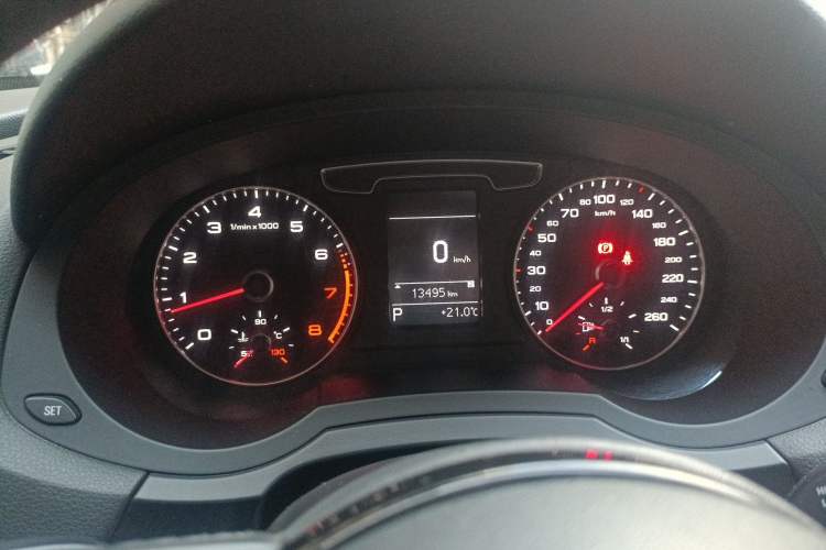 Used Audi Q3 2017 30 TFSI Fashion Model
