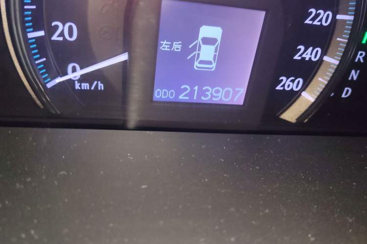 Used Toyota Crown 2012 2.5L Royal Leather Edition
