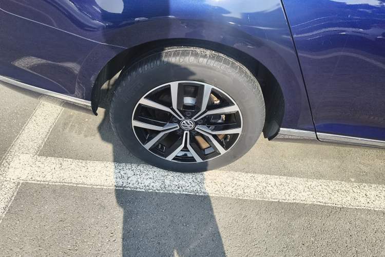 Used Volkswagen Variant 2018 380TSI Two-Wheel Drive Comfort Edition
