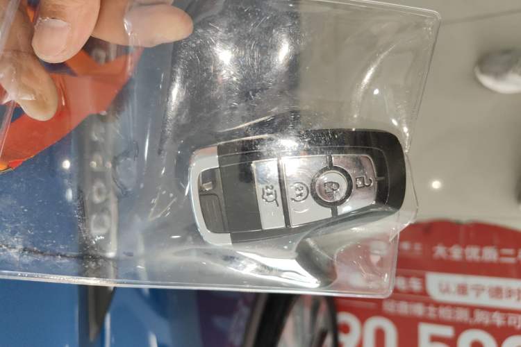 Used Lincoln Corsair 2022 2.0T Two-Wheel Drive Luxury Edition