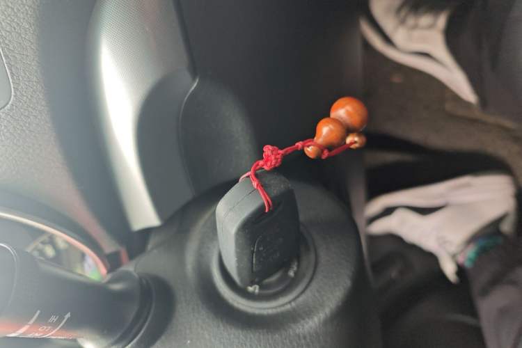 Used Kia Sorento 2013 2.4L 5-Seater Gasoline Comfort Version China IV Standard
