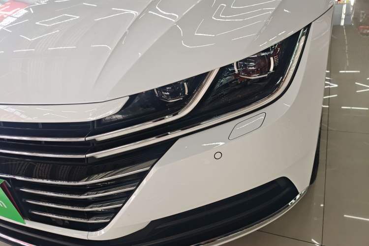 Used Volkswagen FAW-Volkswagen CC 2020 330TSI Glamour Edition China VI Standard Left Front Headlight