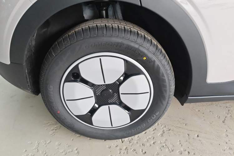 Used Geely Galaxy Geome 2026 Model 310km Youth Edition
