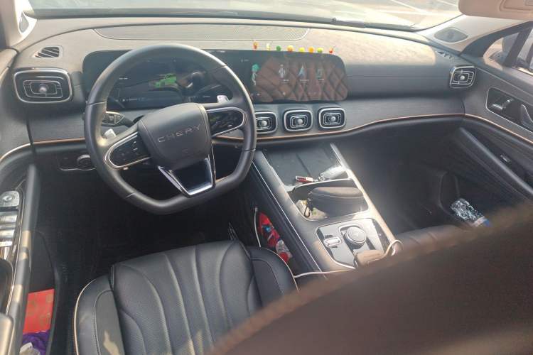 Used Chery Tiggo 9 2023 2.0T Dual-Clutch Two-Wheel Drive Leading Edition 5 Seats

